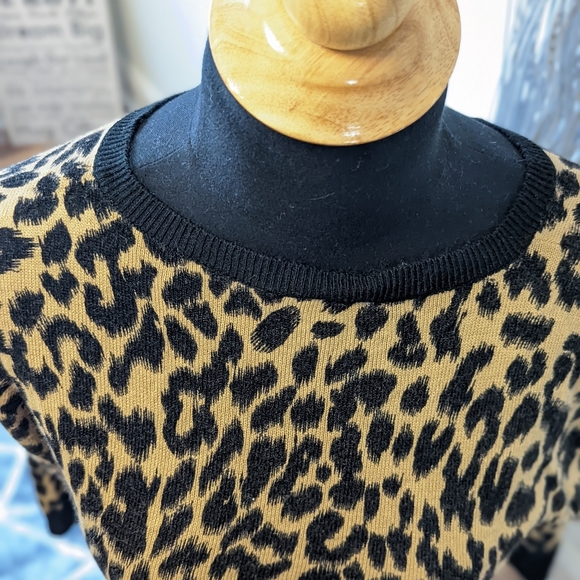 Leopard Sweater dress - Picture 4 of 5